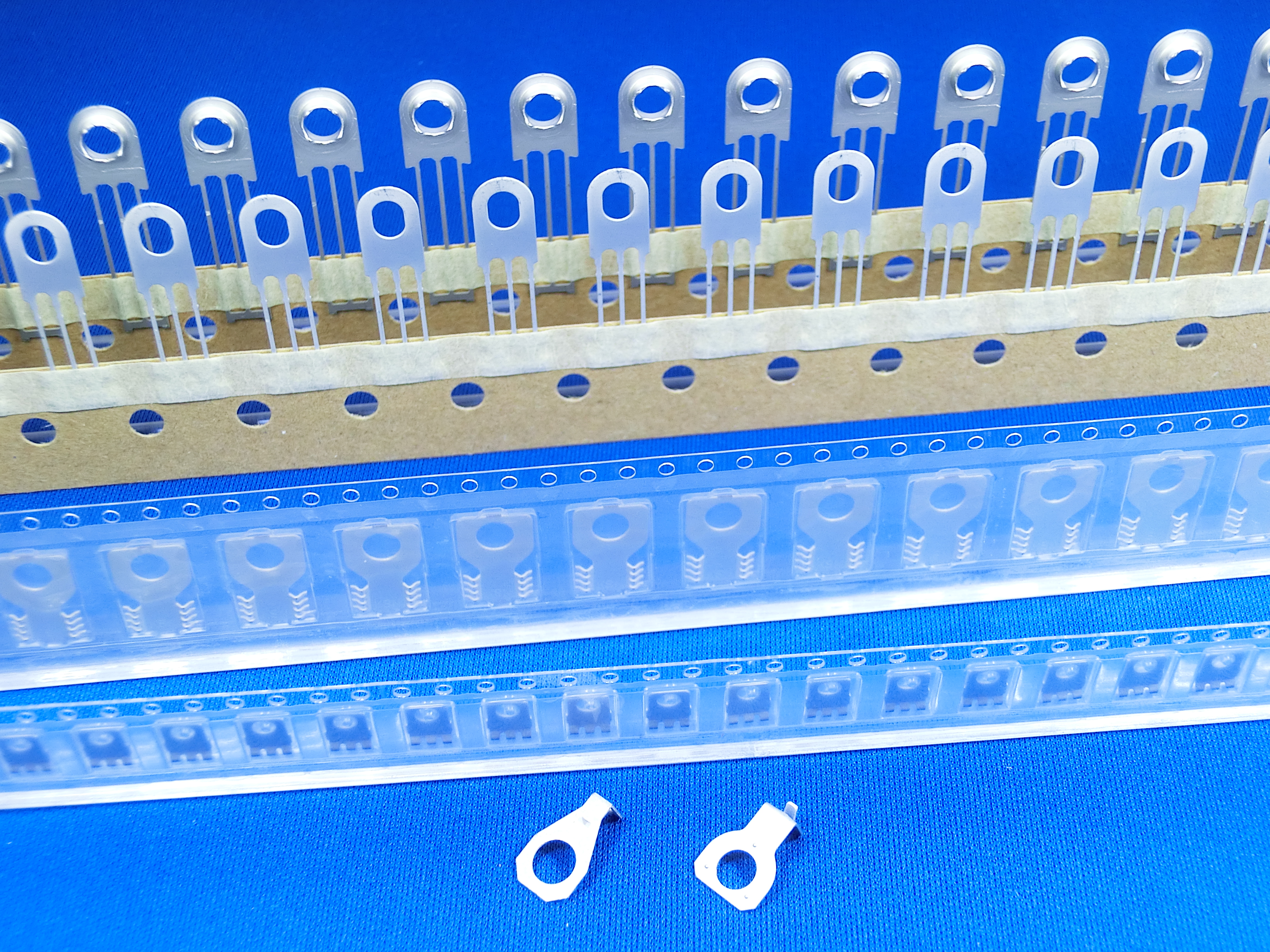 アース端子の種類