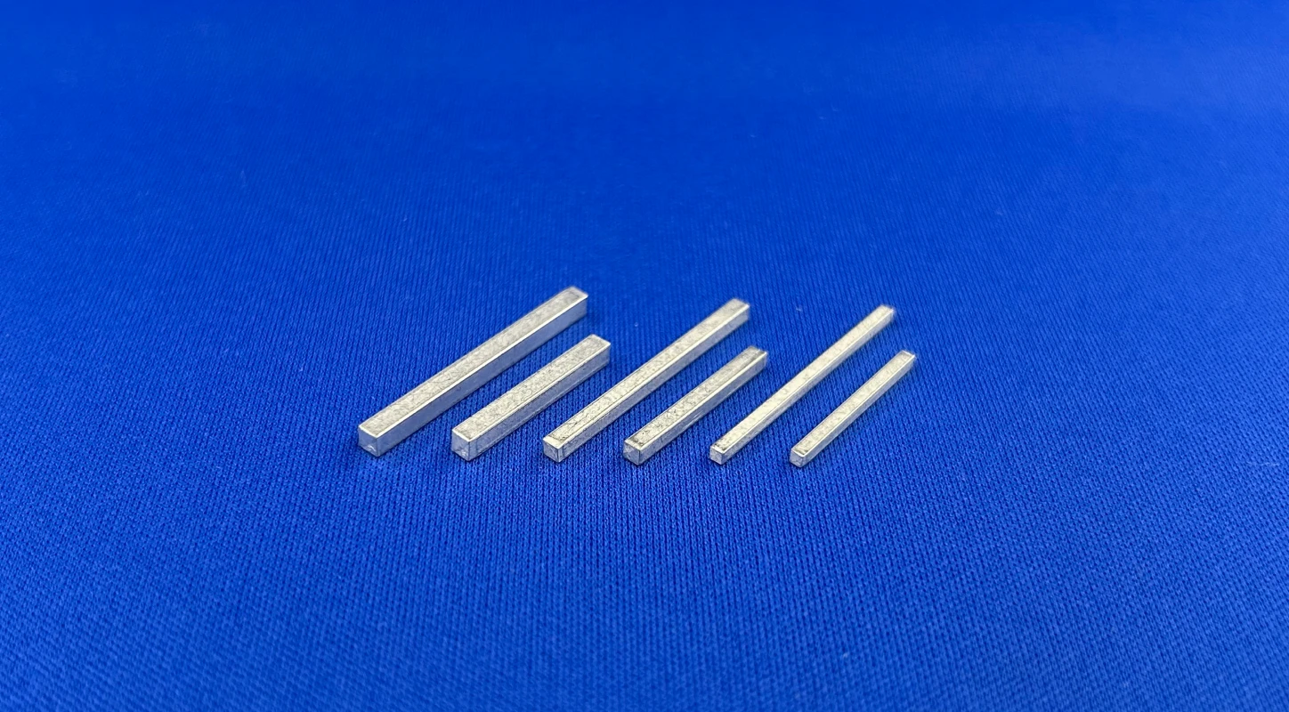 基板実装用バスバー